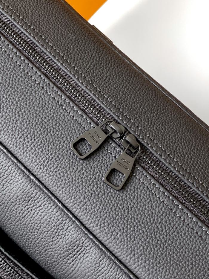 LV Weekender Bag M26075 XYMC087 46cm