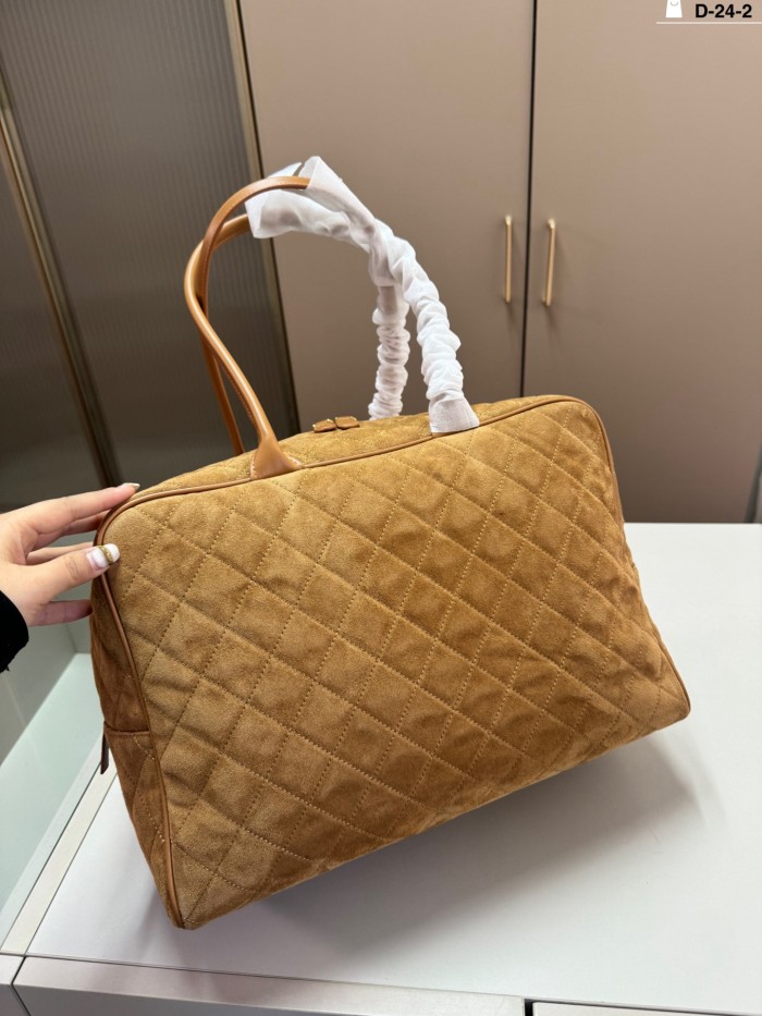 Chanel Handbag Tote 107 DB552 37cm