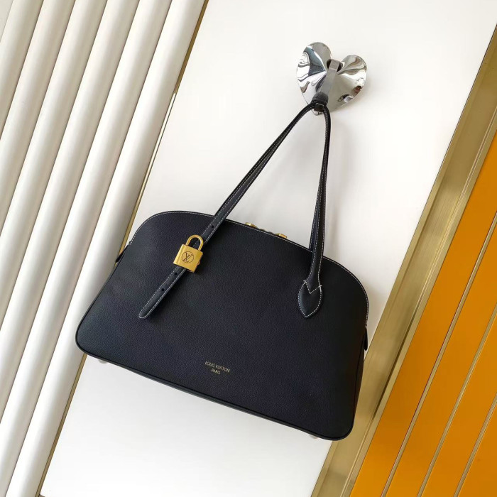 LV Low Key Bag M26257 XYMC085 43.5cm