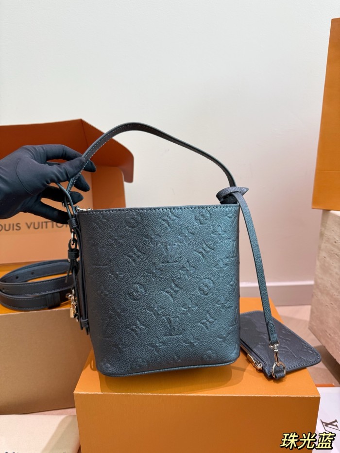LV New series Bag 291 DB071-022