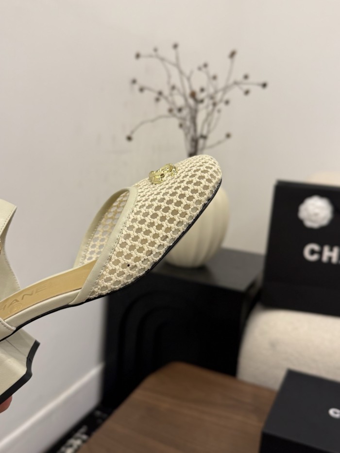 Chanel shoes 075 XM003