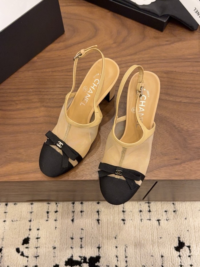 Chanel shoes 082 XM582