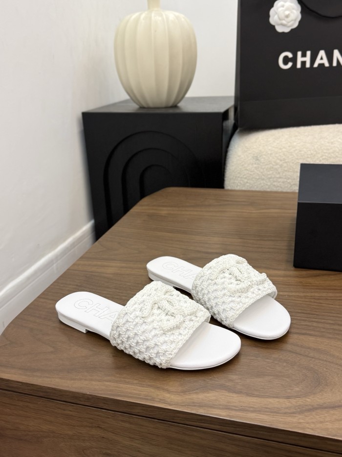 Chanel shoes 081 XM003