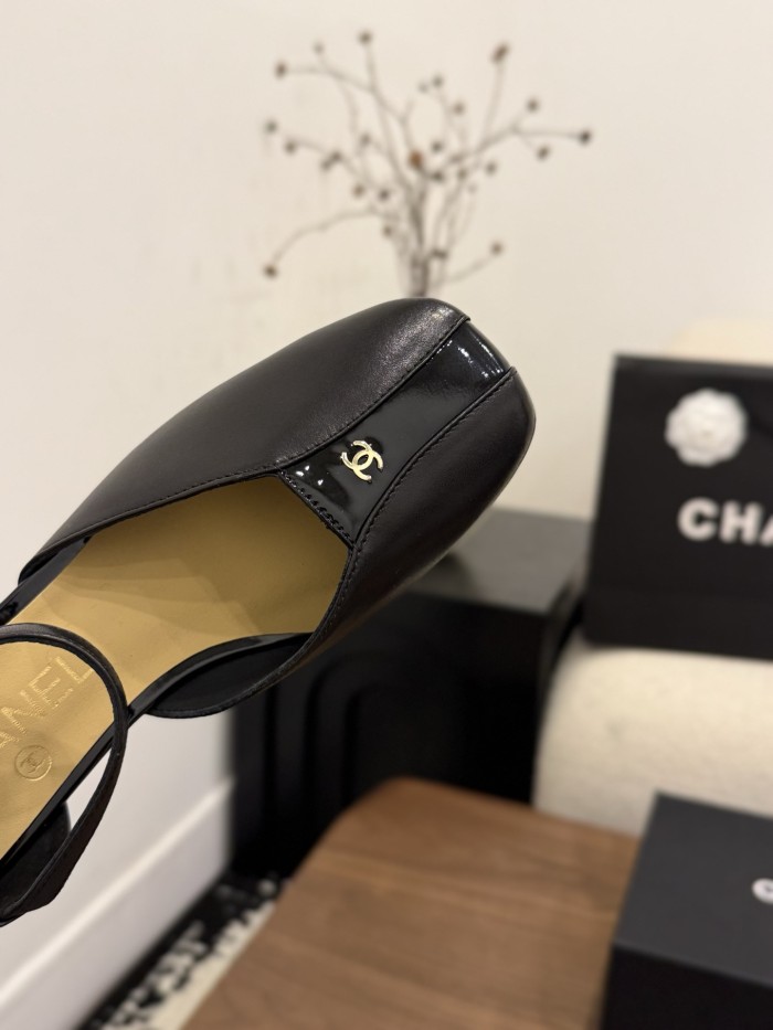 Chanel shoes 074 XM023