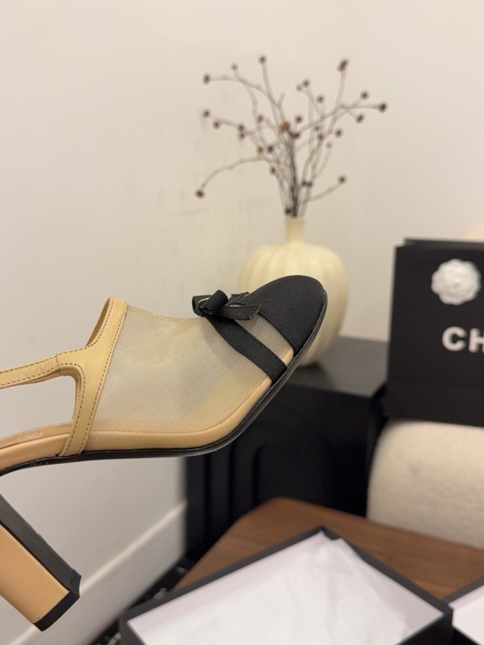 Chanel shoes 082 XM582