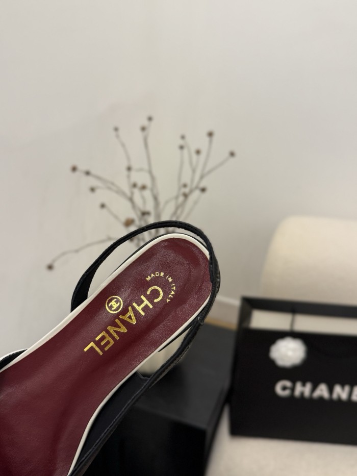 Chanel shoes 094 XM003