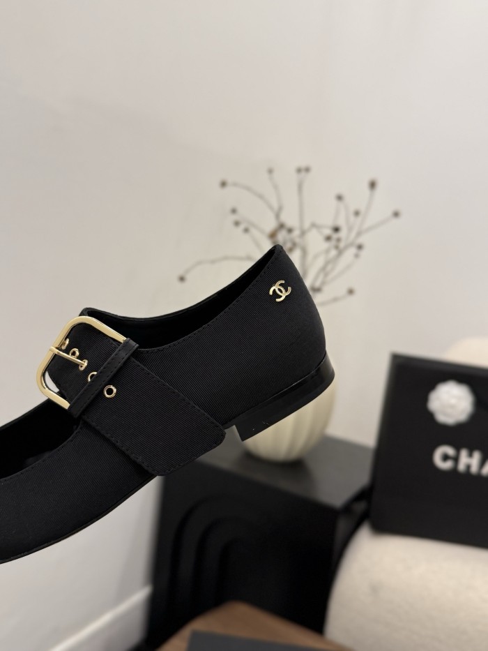 Chanel shoes 097 XM013