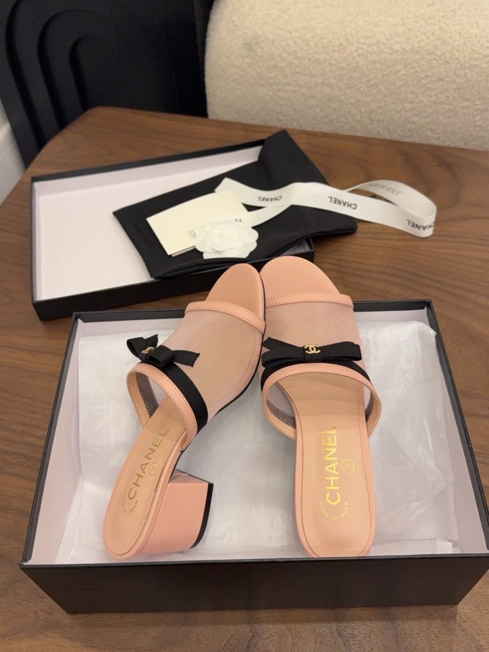 Chanel shoes 084 XM562