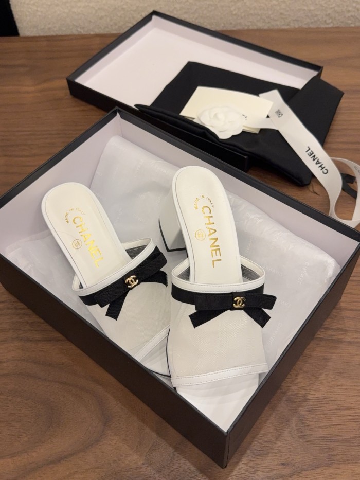 Chanel shoes 084 XM562