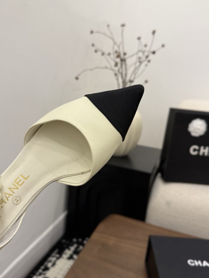Chanel shoes 092 XM003