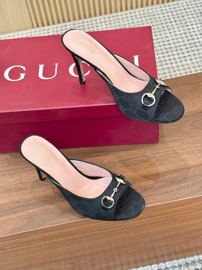 Gucci shoes 079 XM052