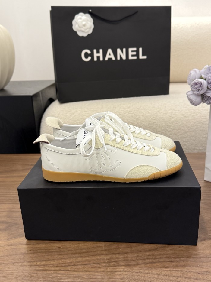 Chanel Casual Shoes 040 XM013