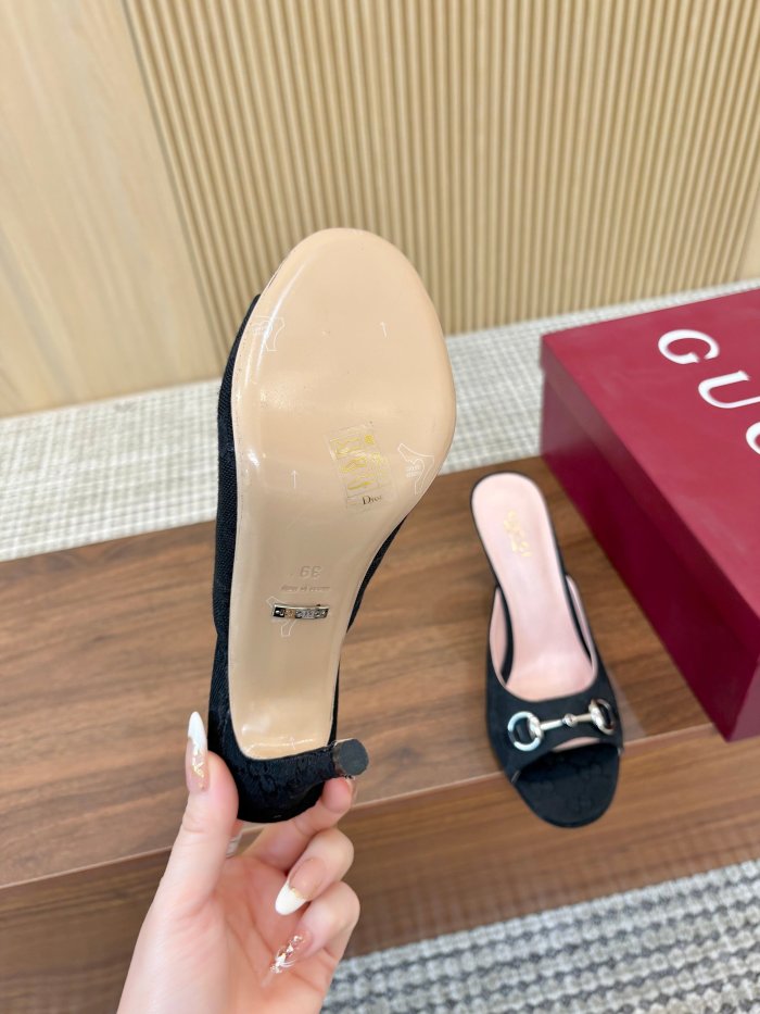 Gucci shoes 079 XM052
