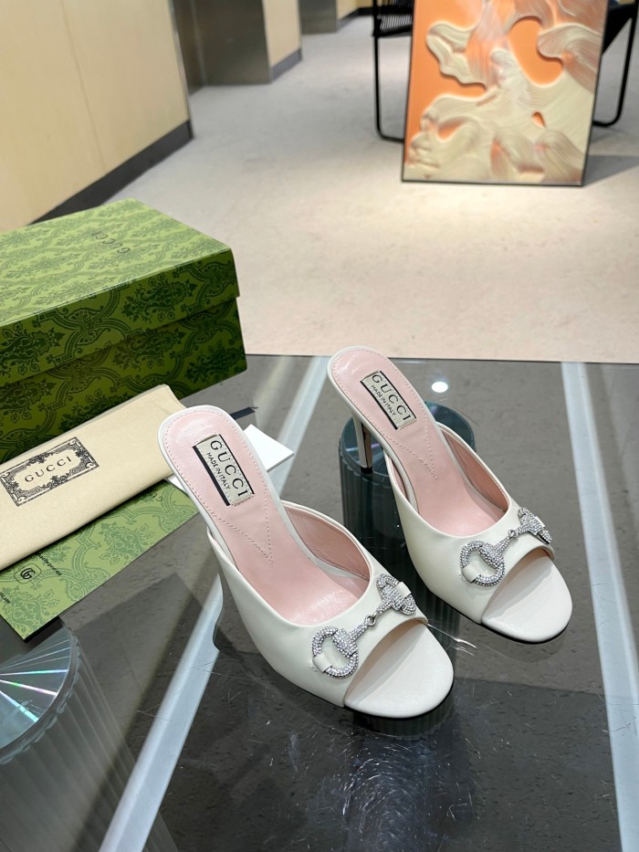 Gucci shoes 080 XM072