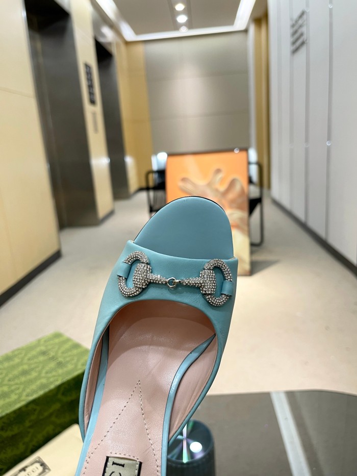 Gucci shoes 080 XM072