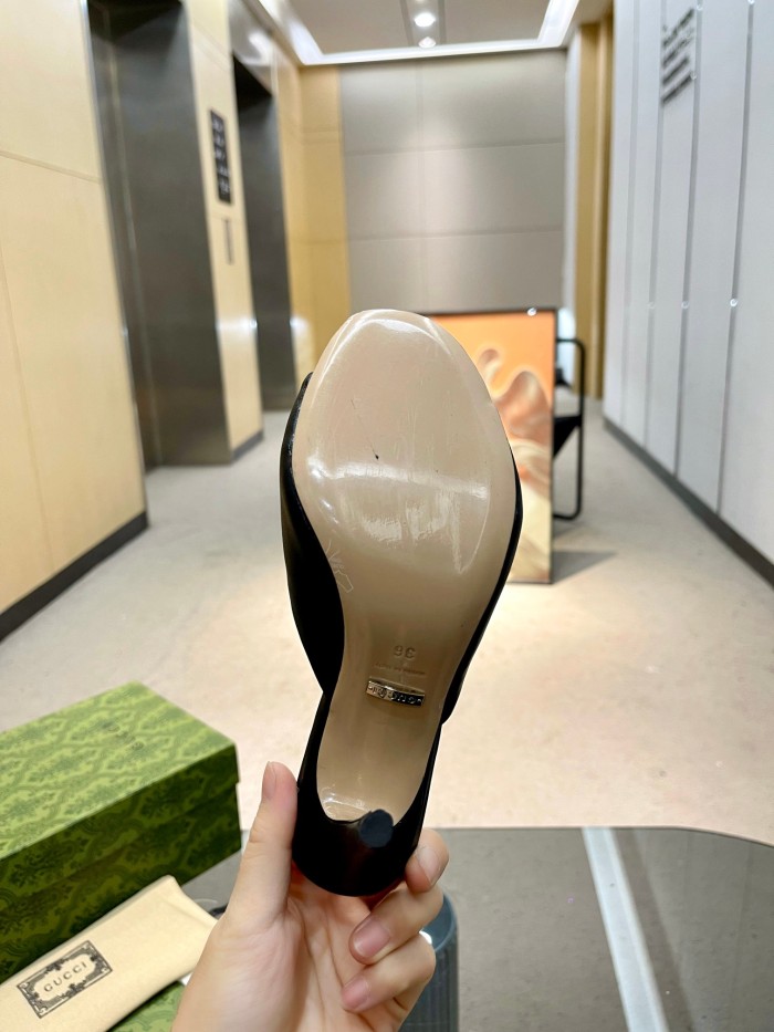 Gucci shoes 080 XM072