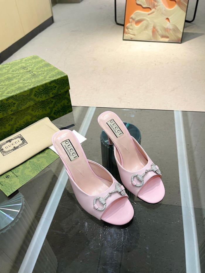 Gucci shoes 080 XM072