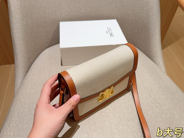 Celine Teen Triomphe Bag 012 DB061 18-22cm