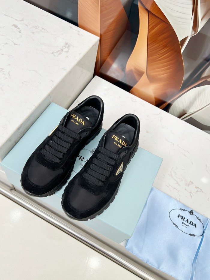 Prada Casual shoes 021 HL062