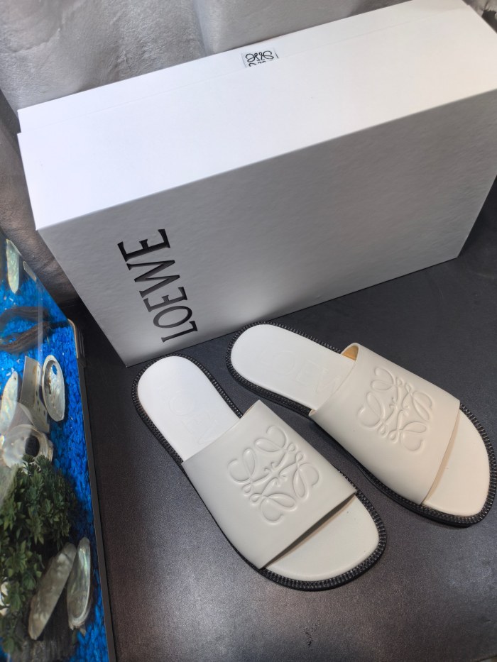 Loewe shoes 019 XM062