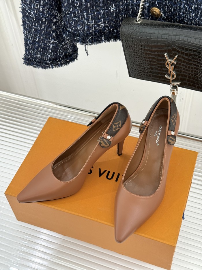 LV shoes 032 XM063