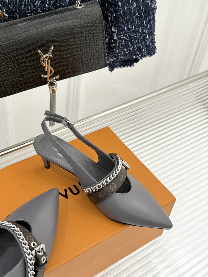 LV shoes 039 XM053