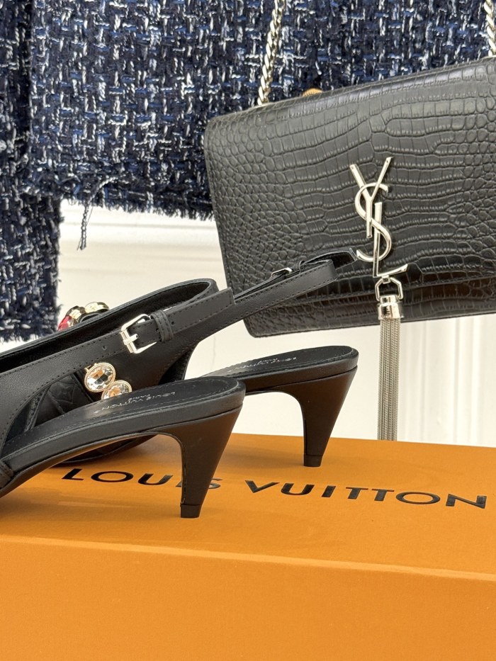 LV shoes 036 XM063