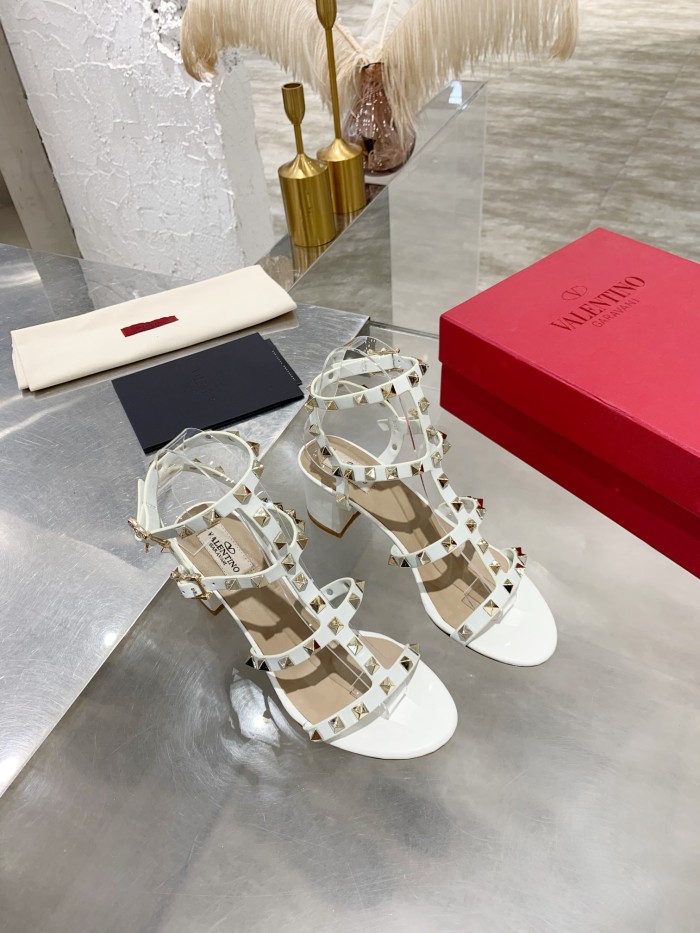 Valentino shoes 027 XM082