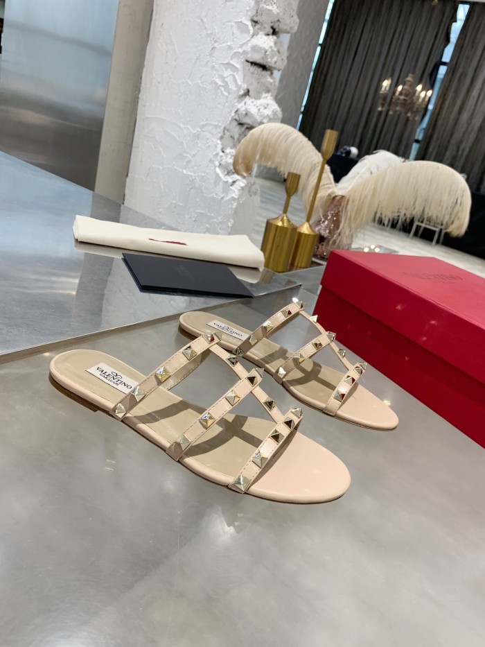 Valentino shoes 031 XM052