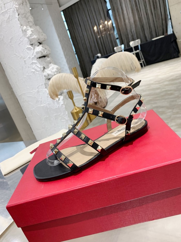 Valentino shoes 028 XM072