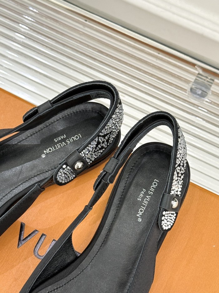 LV shoes 035 XM063