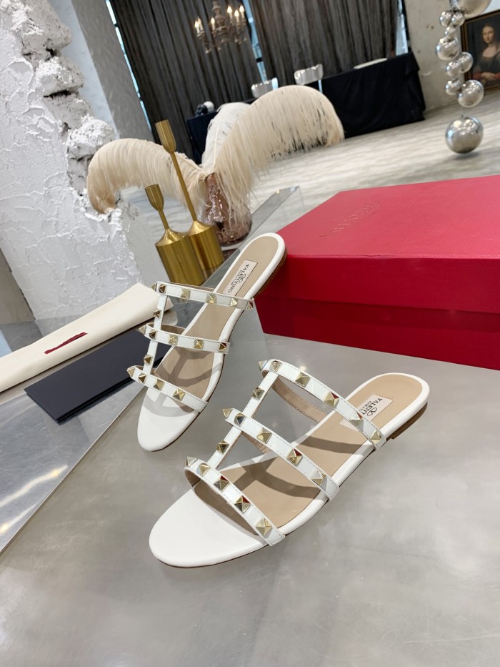 Valentino shoes 031 XM052