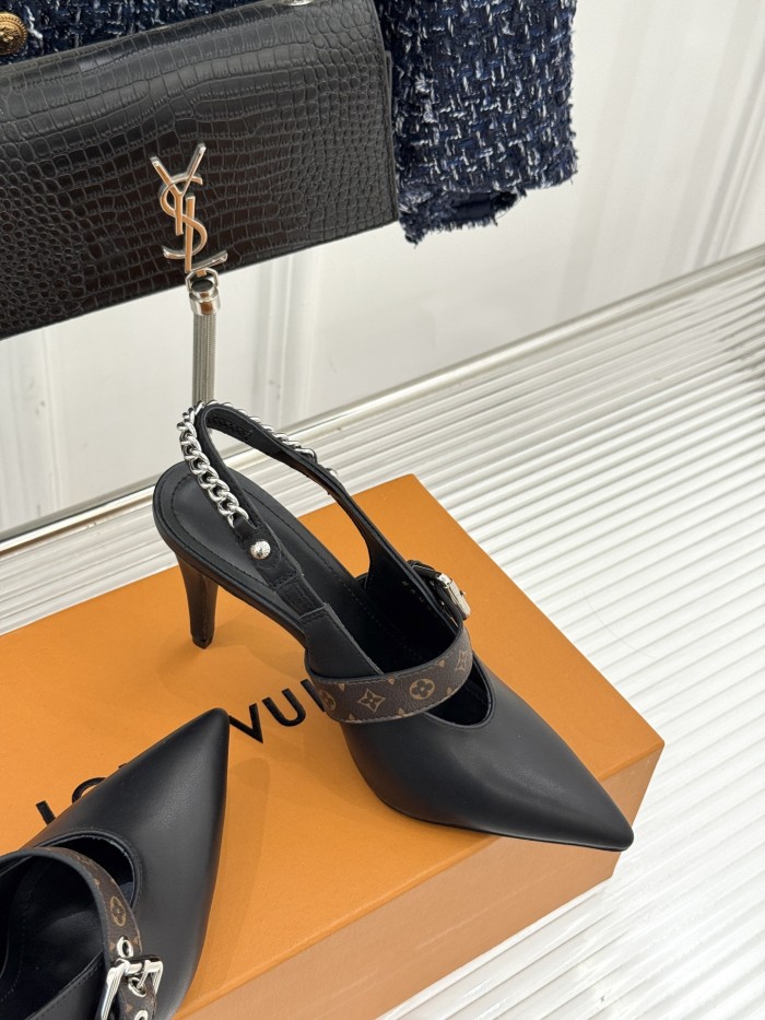 LV shoes 038 XM053