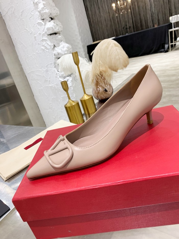 Valentino shoes 021 XM003