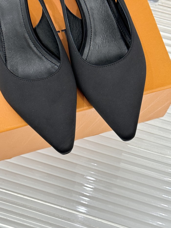 LV shoes 034 XM063