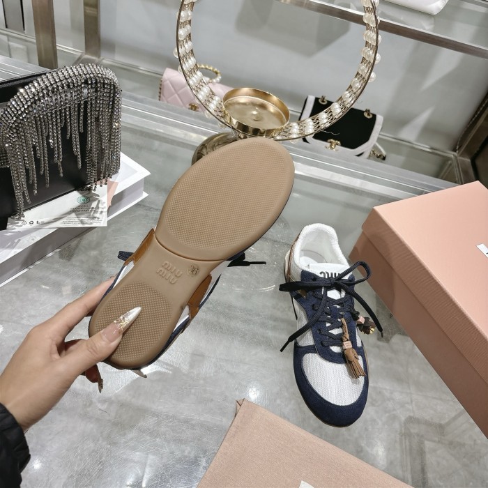 Miu Miu Casual shoes 012 XM092
