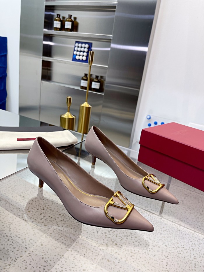 Valentino shoes 021 XM003