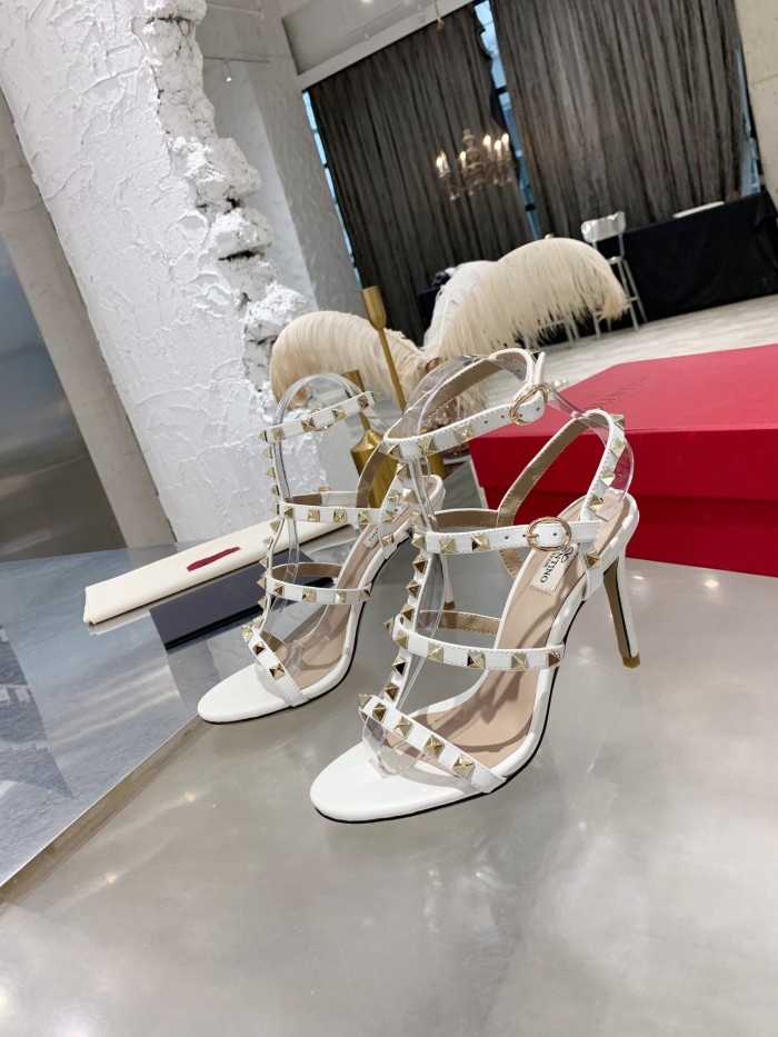Valentino shoes 025 XM092