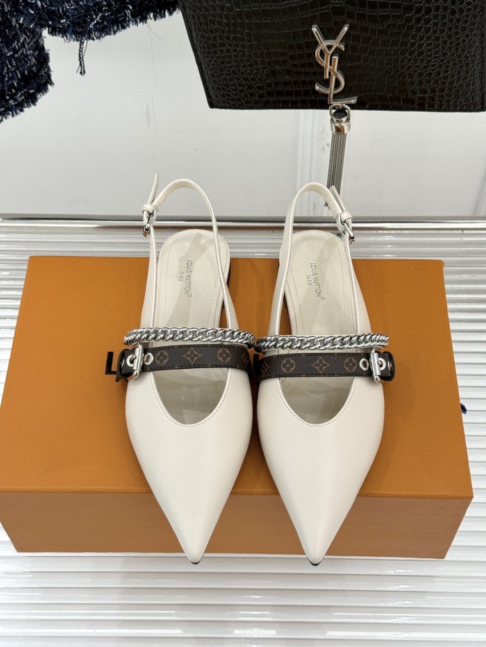 LV shoes 040 XM053