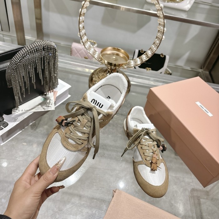Miu Miu Casual shoes 012 XM092