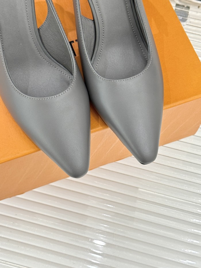 LV shoes 033 XM063