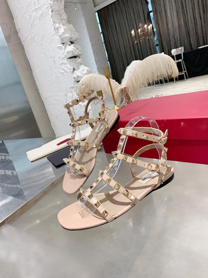 Valentino shoes 028 XM072