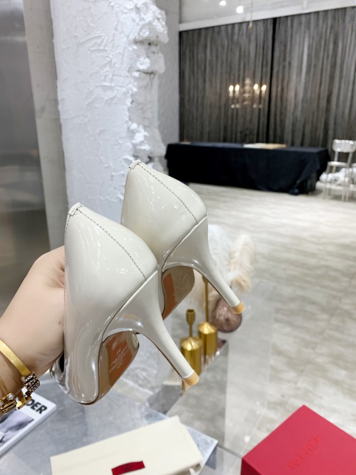 Valentino shoes 023 XM003