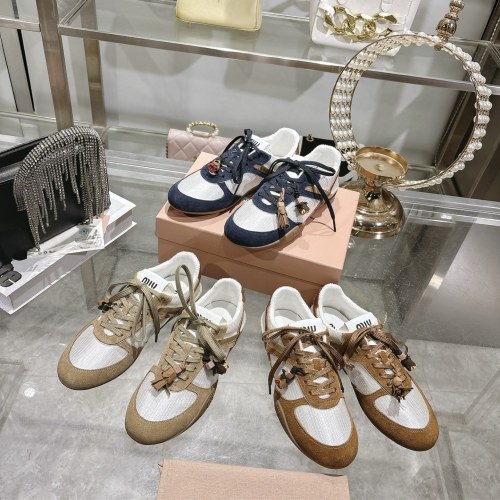 Miu Miu Casual shoes 012 XM092