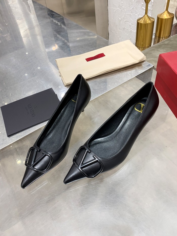Valentino shoes 021 XM003