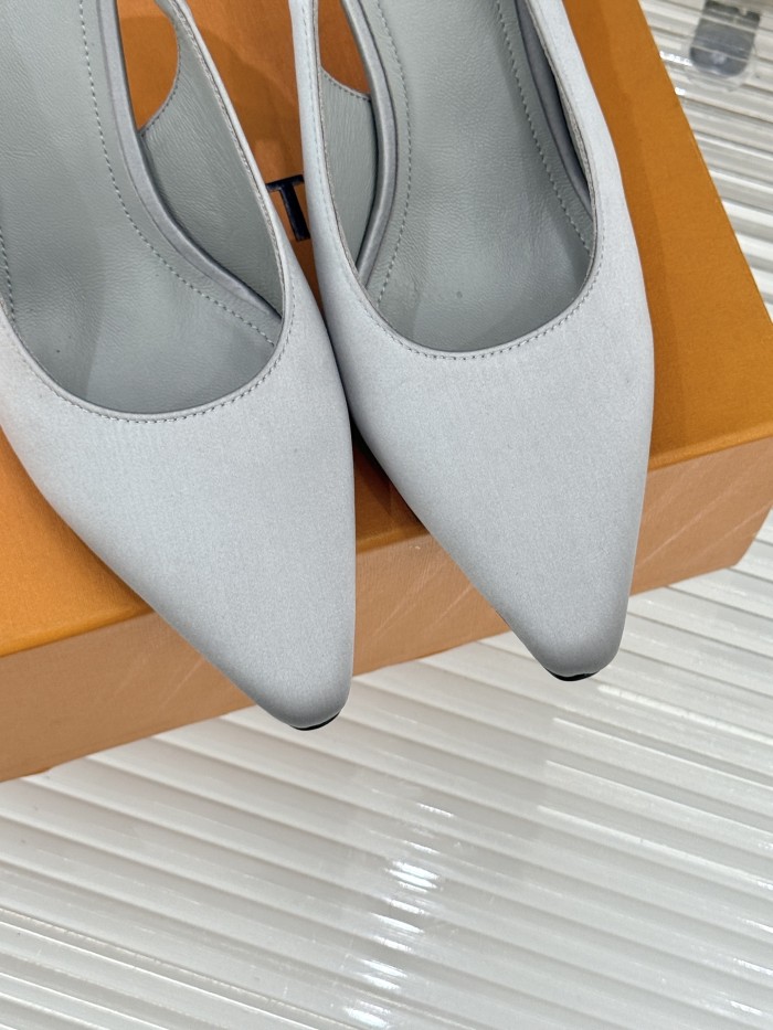 LV shoes 033 XM063