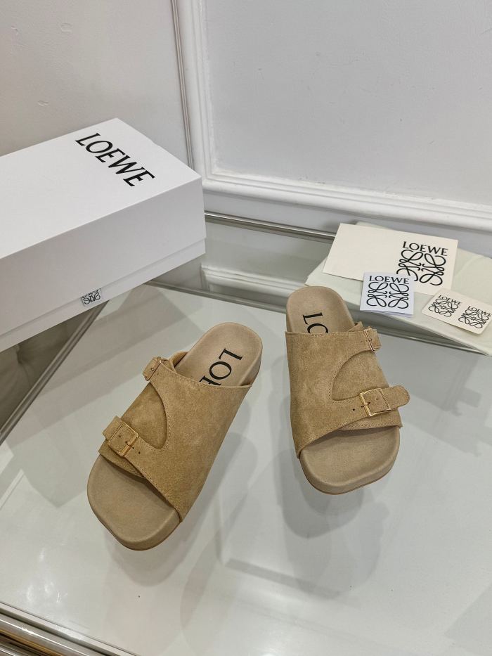 Loewe shoes 022 XM012
