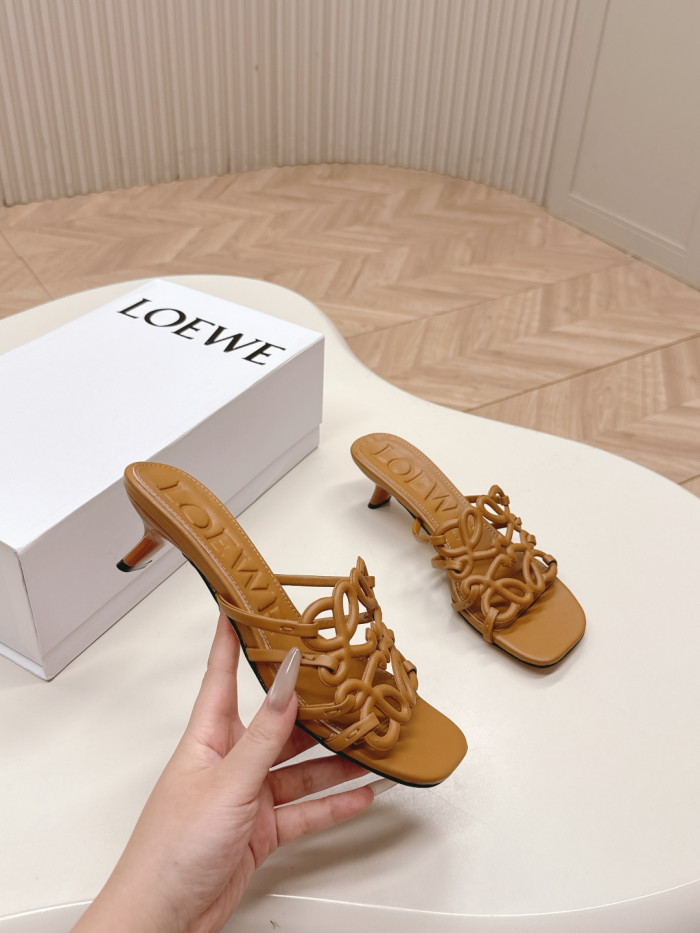 Loewe shoes 021 XM072