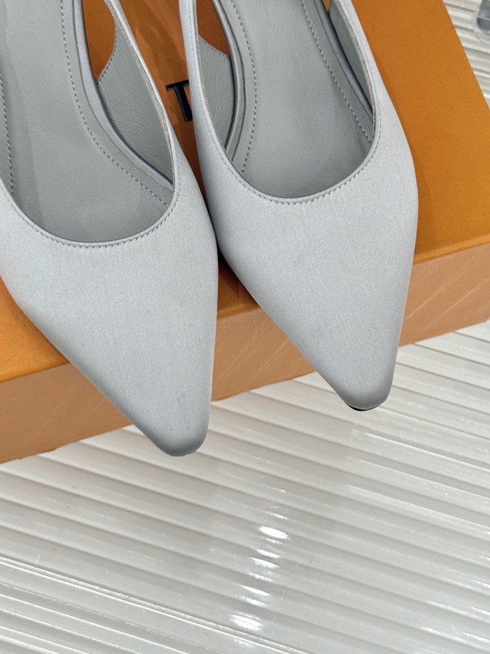 LV shoes 034 XM063