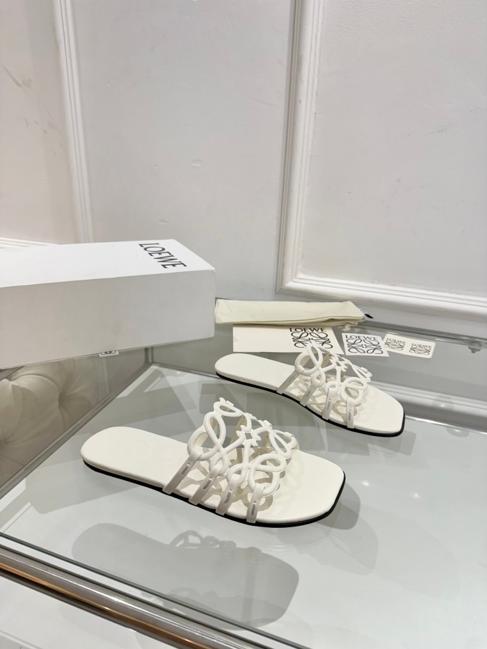 Loewe shoes 020 XM062